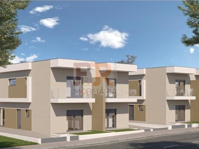 Casa venda em Fernão Ferro, Seixal