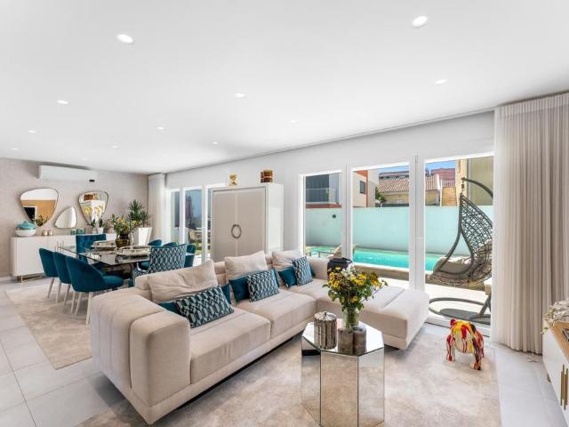 Casa venda em Bairro dos CTT, Odivelas