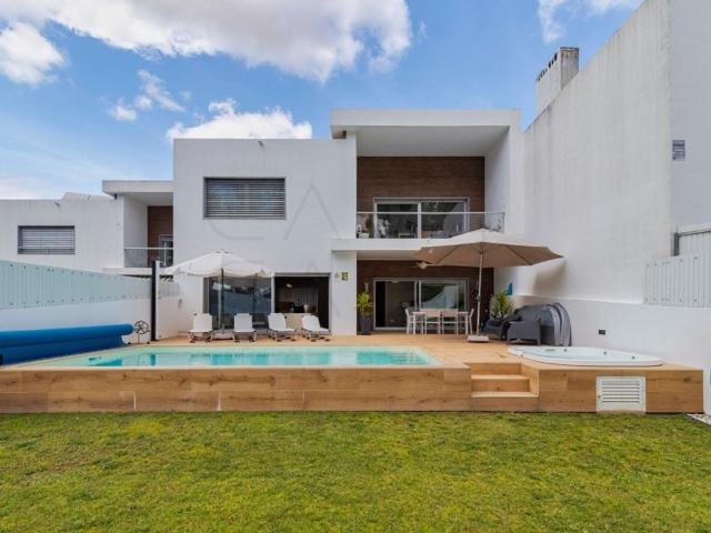 Casa venda em Santo António Da Charneca, Setúbal