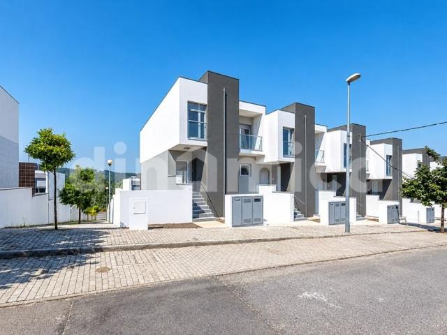 Casa venda em Hortães, Vila Nova de Famalicão