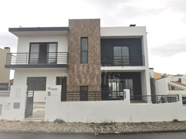 Casa venda em Quinta do Americano, Almada