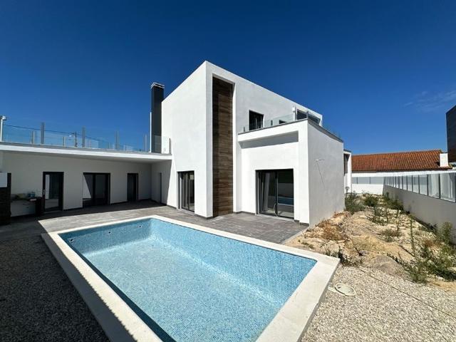 Casa venda em Azeitão (São Lourenço e São Simão), Setúbal