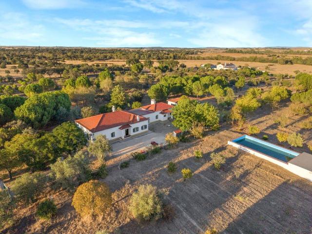Casa venda em Bacelo e Senhora da Saúde, Évora