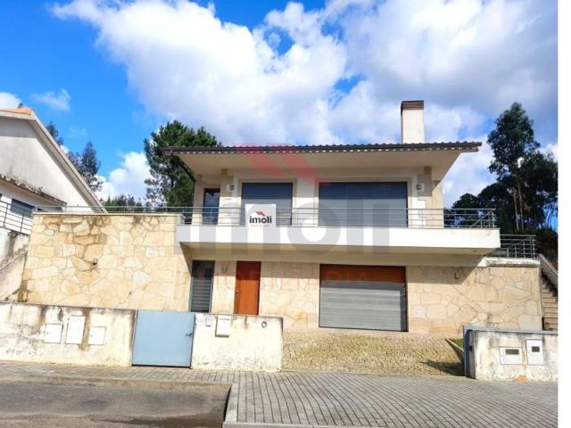 Casa venda em Rebordões, Boalhosa
