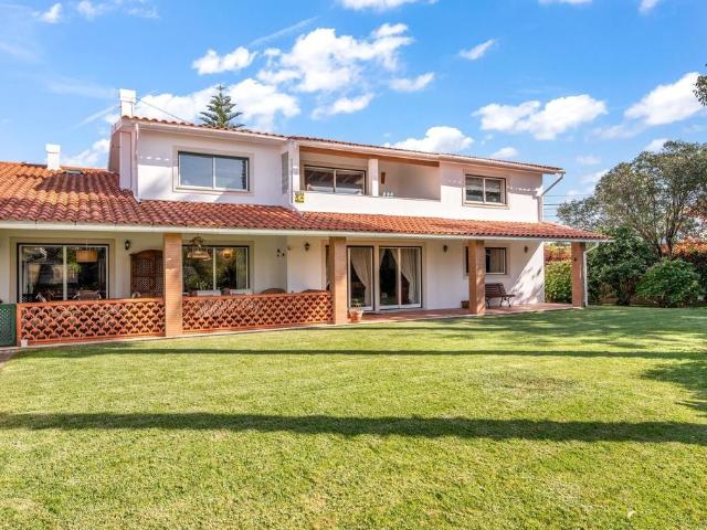 Casa venda em Marinha Grande, Leiria