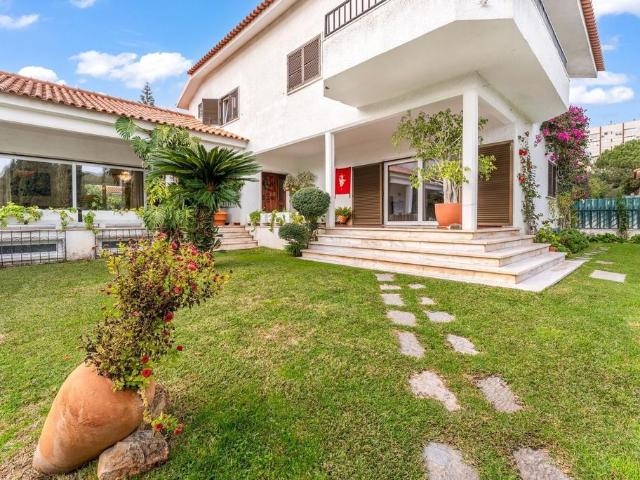 Casa venda em Nova Oeiras, Oeiras