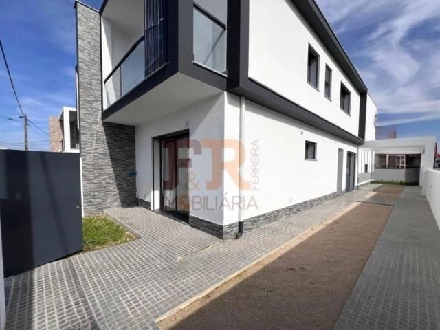 Casa venda em Seixal, Fernão Ferro