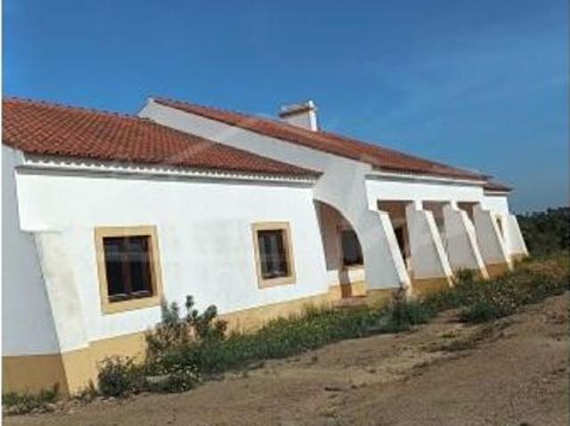 Solar venda em Mosqueirões, Grândola