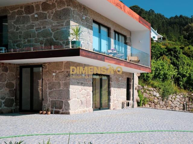 Solar venda em Ponte Da Barca, Viana Do Castelo