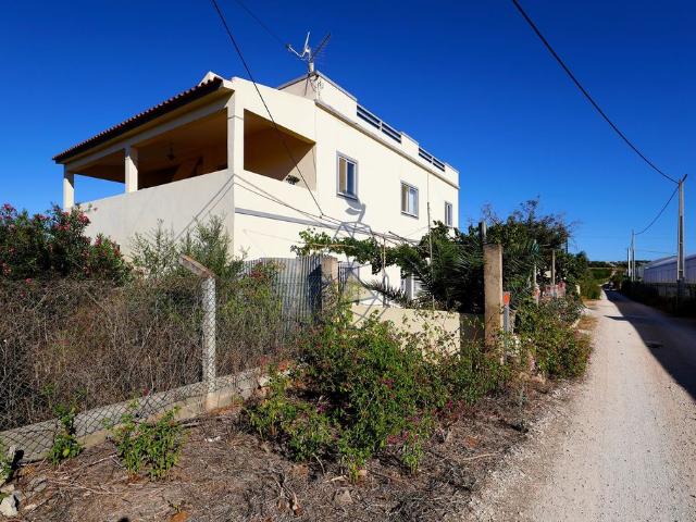 Solar venda em Canas, Silves