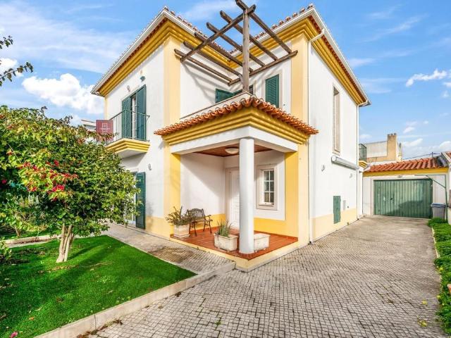 Casa venda em Vale Bem, Almada