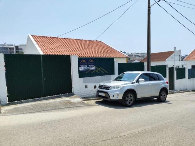 Casa venda em Quinta da Barriga, Almada