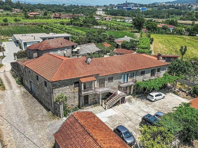 Casa venda em Merelim (São Pedro) e Frossos, Braga