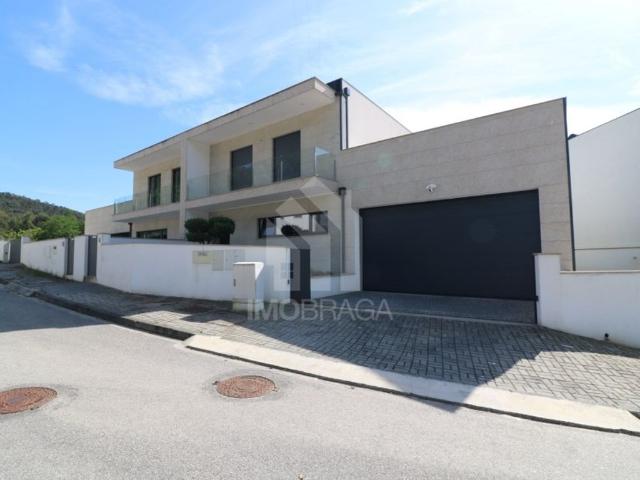 Casa venda em Além, Braga