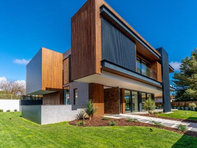 Casa venda em Núcleo Urbano Histórico de Birre, Cascais