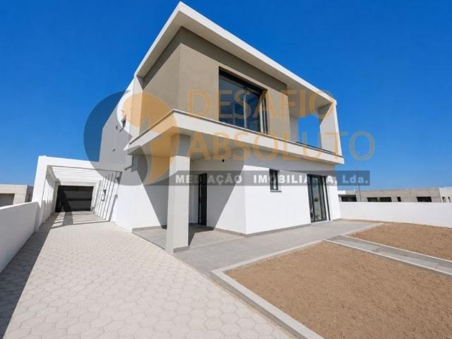 Casa venda em Azeitão (São Lourenço e São Simão), Setúbal