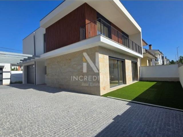 Casa venda em Palmeira, Braga