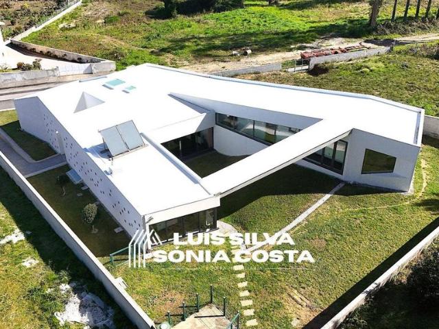 Casa venda em Albarrada, Santa Maria Da Feira