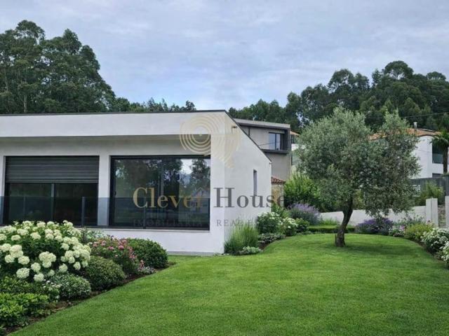 Casa venda em Alvelos, Arcozelo
