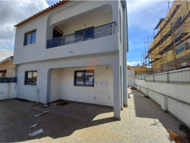 Casa venda em Seixal, Amora