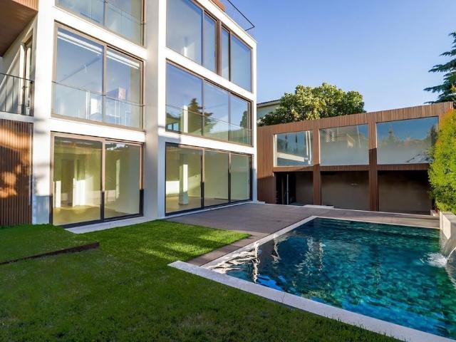 Casa venda em São Francisco Xavier, Lisboa