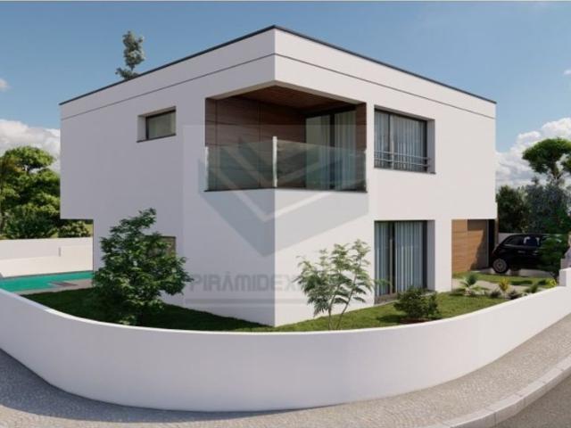 Casa venda em Azeitão (São Lourenço e São Simão), Setúbal
