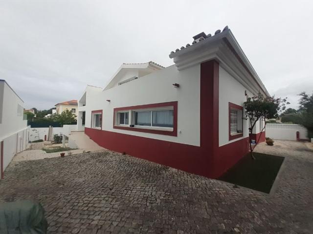 Casa venda em Azeitão (São Lourenço e São Simão), Setúbal