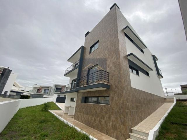 Casa venda em Quinta das Amoreiras, Almada