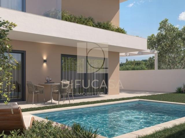 Casa venda em Fernão Ferro, Seixal