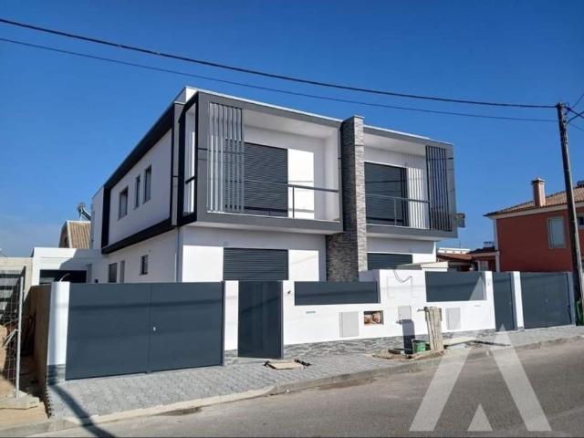 Casa venda em Seixal, Setúbal