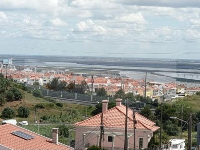 Casa venda em Portela da Azóia, Santiago Dos Velhos