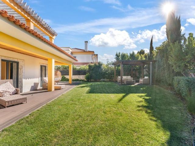 Casa venda em Ribeira Acima, Oeiras
