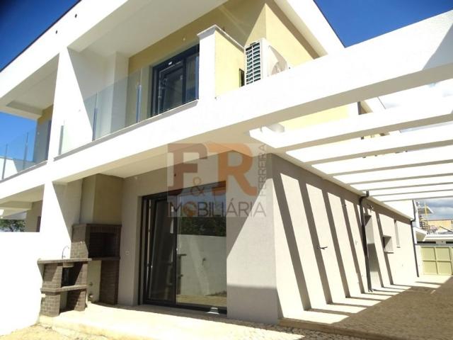 Casa venda em Fernão Ferro, Seixal