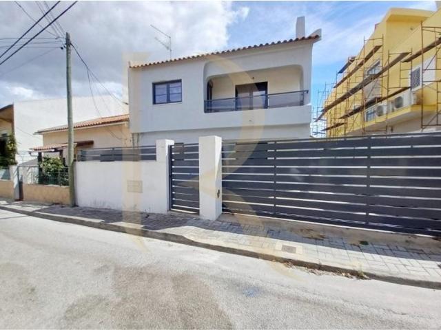 Casa venda em Seixal, Amora