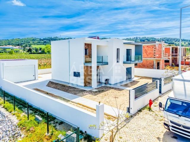 Casa venda em Azeitão (São Lourenço e São Simão), Setúbal