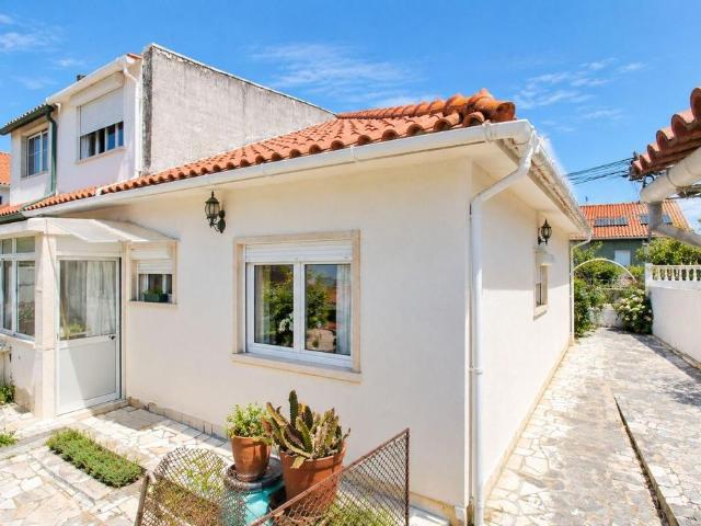 Casa venda em Mem Martins, Sintra
