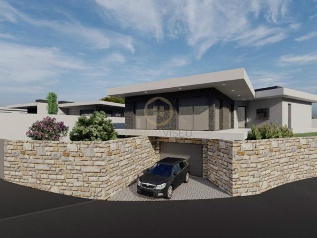 Casa venda em Faíl e Vila Chã de Sá, Viseu
