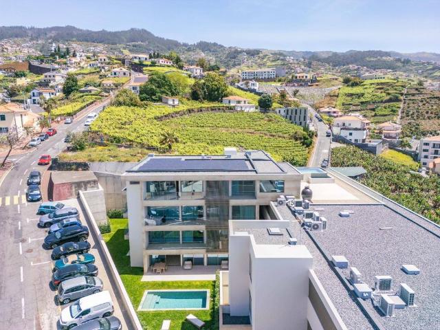 Loft venda em Estreito de Câmara de Lobos, Câmara De Lobos