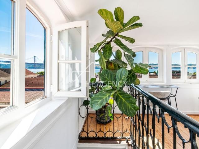Loft venda em Junqueira, Lisboa