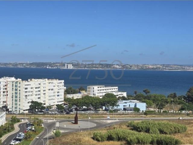Loft venda em Núcleo Urbano Histórico de Oeiras, Oeiras