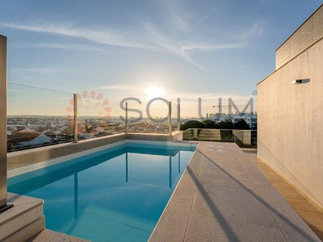 Loft venda em Urbanização Vale Salgueiro, Montijo