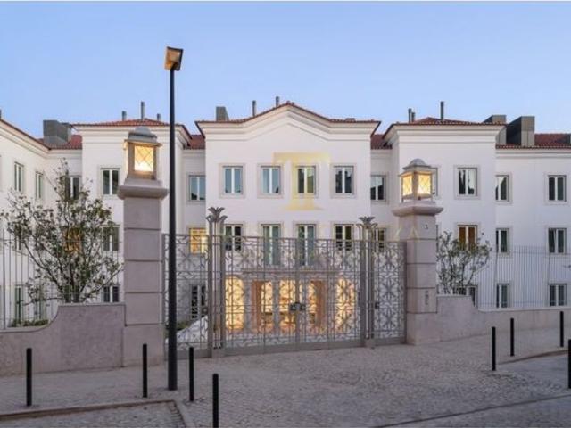 Duplex venda em Estrela, Lisboa