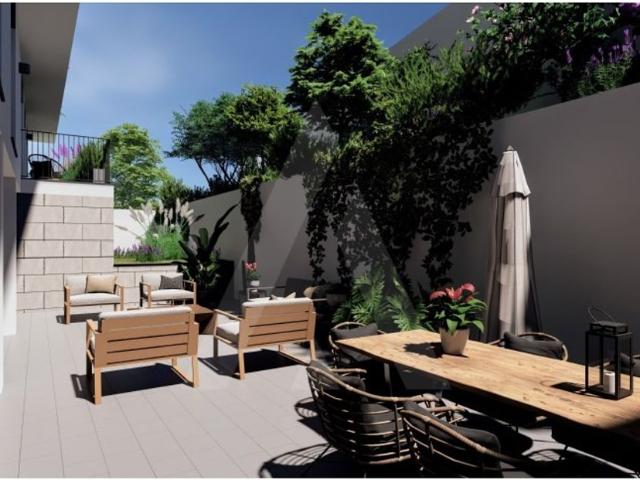 Duplex venda em Santiago Dos Velhos, Lisboa