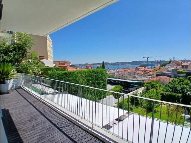 Duplex venda em Lisboa, Prazeres
