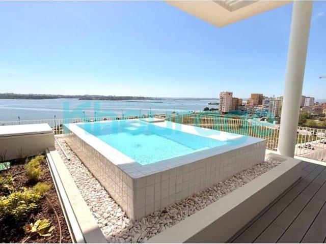 Duplex venda em Verderena, Setúbal