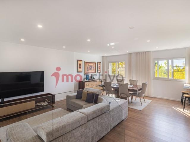Duplex venda em Palhais, Almada