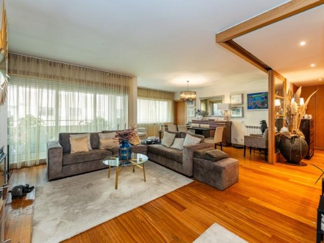 Duplex venda em Porto, Lordelo Do Ouro