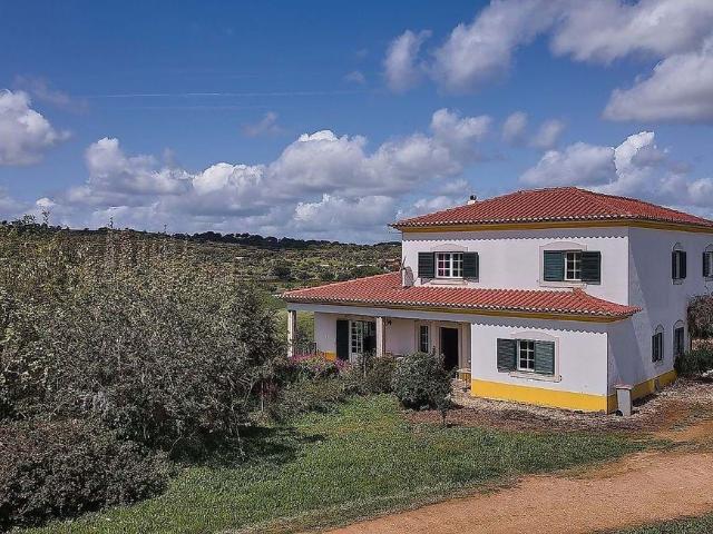 Solar venda em Almodôvar, Beja