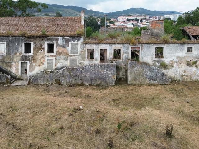 Solar venda em Lagariça, Santiago Dos Velhos