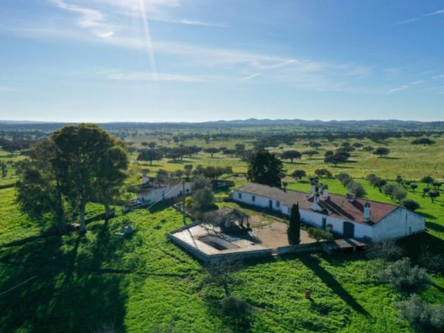 Solar venda em Aldeia das Pias, Santiago Maior